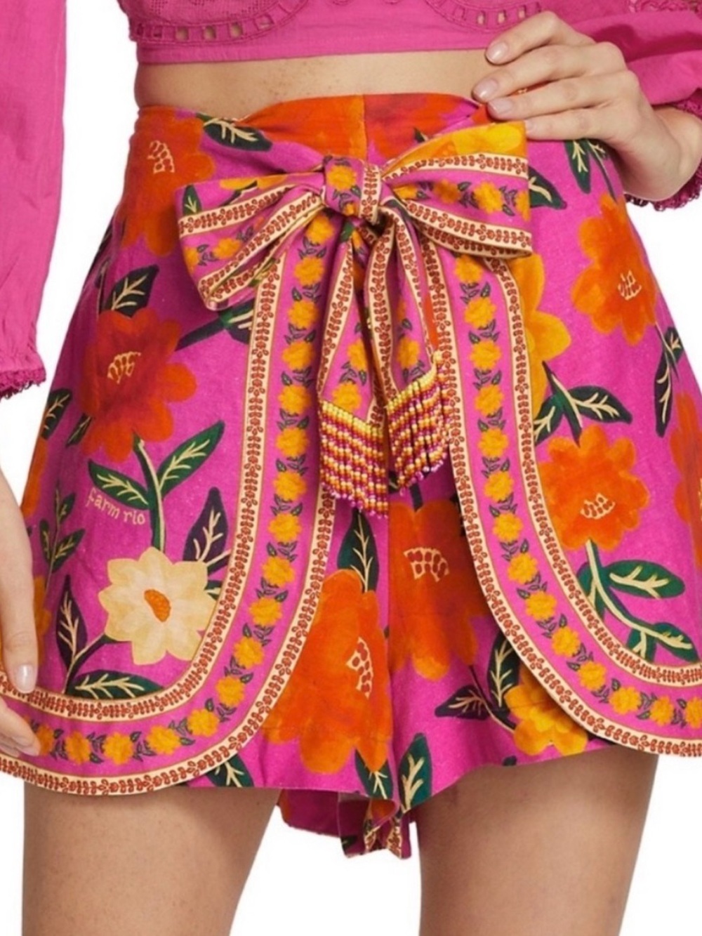 Farm Rio Women’s Pink Embroidered Floral High-Waist Shorts Size Large - Picture 3 of 5